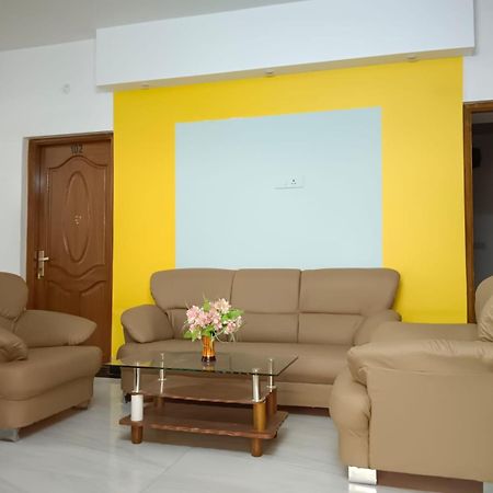 Savi'S Home Stay Ooty Eksteriør billede